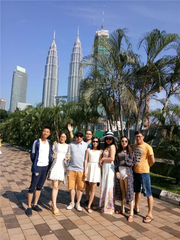 乐玩(中国)集团新马旅游 